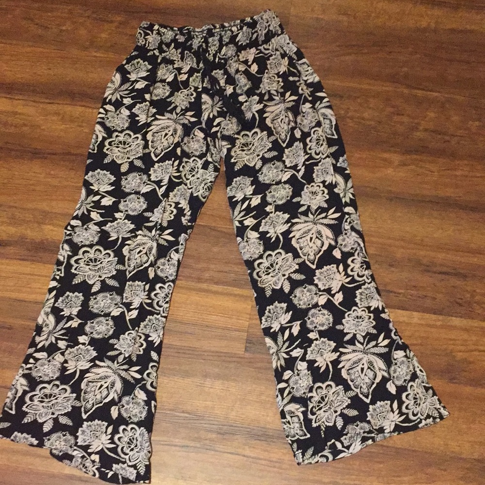 Bell bottom pants